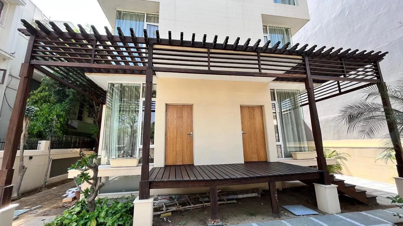 Guest house Crs Inn Gurgaon