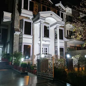 Windsor Castle Cyber Hotel Gurgaon